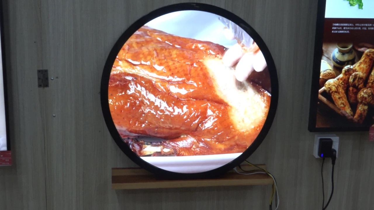 round-amoled-display-17.jpg